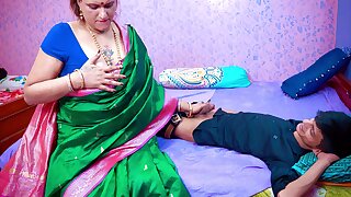 Stepmom Caught Her Stepson While He Was Planning For Masturbating