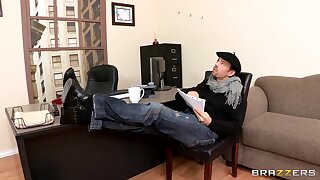 Fuck My Heaving Bosoms With Erik Everhard, Jenna Presley - Brazzers